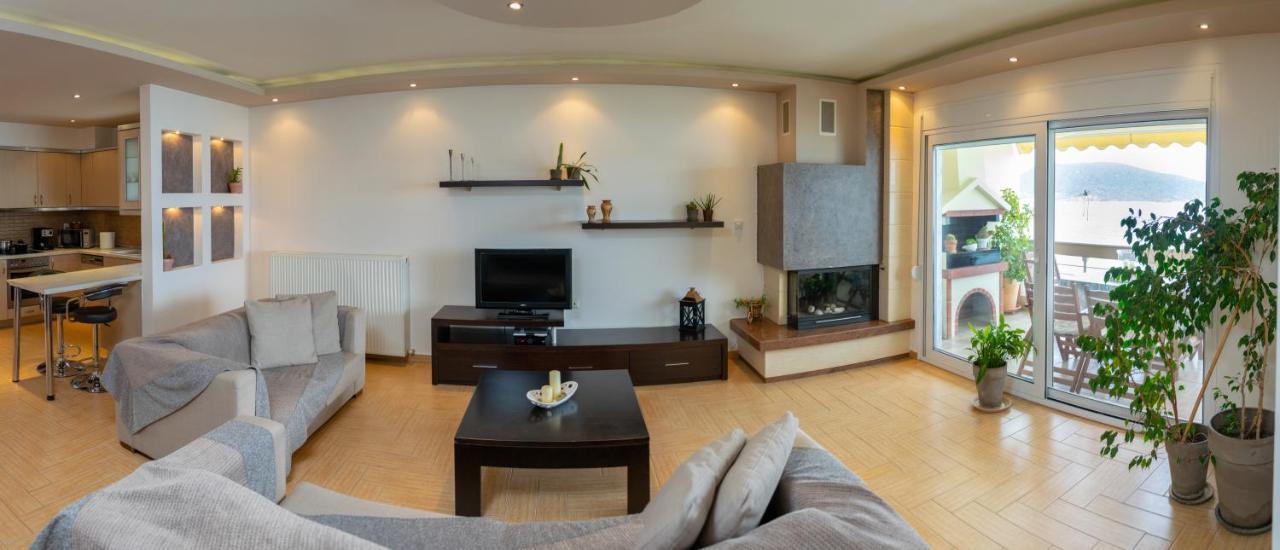 Seasthedayapartment Néa Péramos Extérieur photo